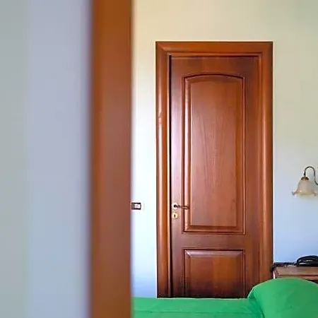 Casa Scola 2*